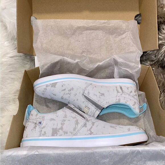 Women's Xtratuf Sharkbyte Eco Explorer Grade Size 9.5 Shoes New in Box - Picture 6 of 8